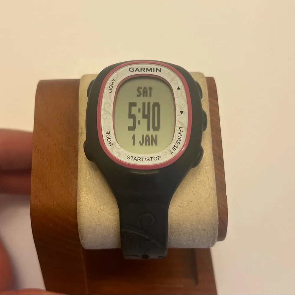 Garmin‎ FR70 W (brand new batteries)